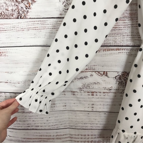 Romeo and Juliet polka Dot long sleeve size small ruffle Romper - Picture 3 of 9